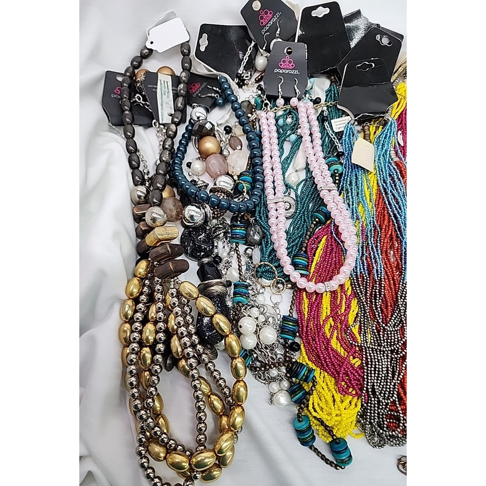 Fashion Jewelry Lot Wear Sell Or Deconstruct All Good Condition Brands Vary Read - Picture 2 of 10